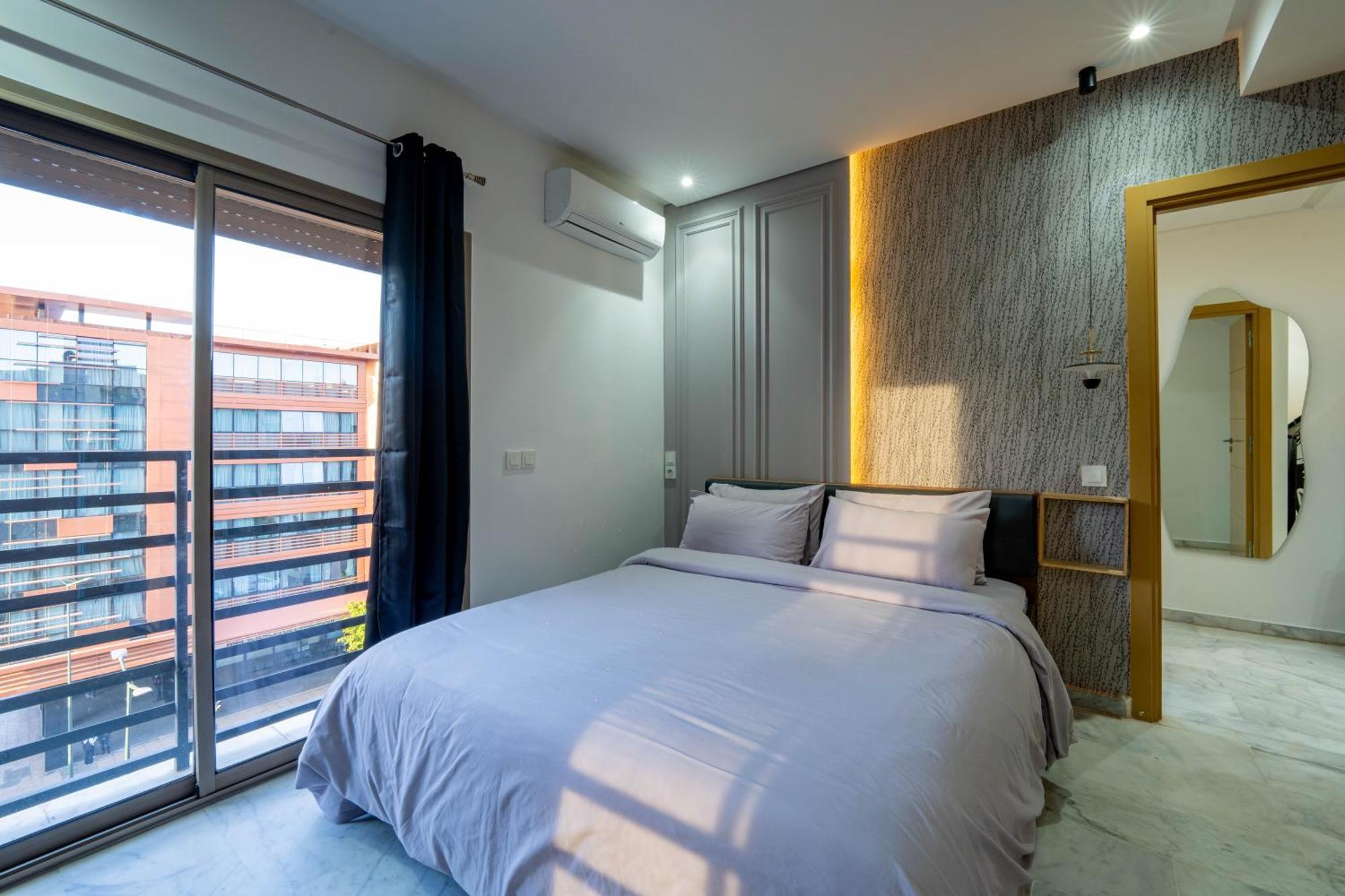 Appartamento New ! Unique Equipped Flat In The Heart Of Marrakech Marrakesh Esterno foto